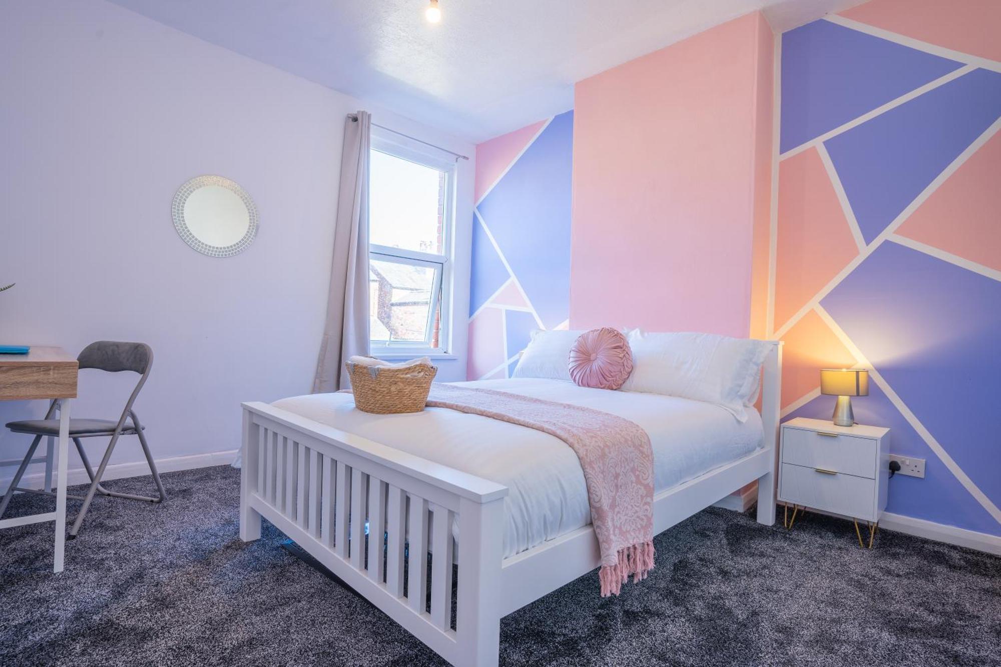 Stayzed E: Stylish City Centre House with Free WiFi and Parking Nottingham Exterior photo